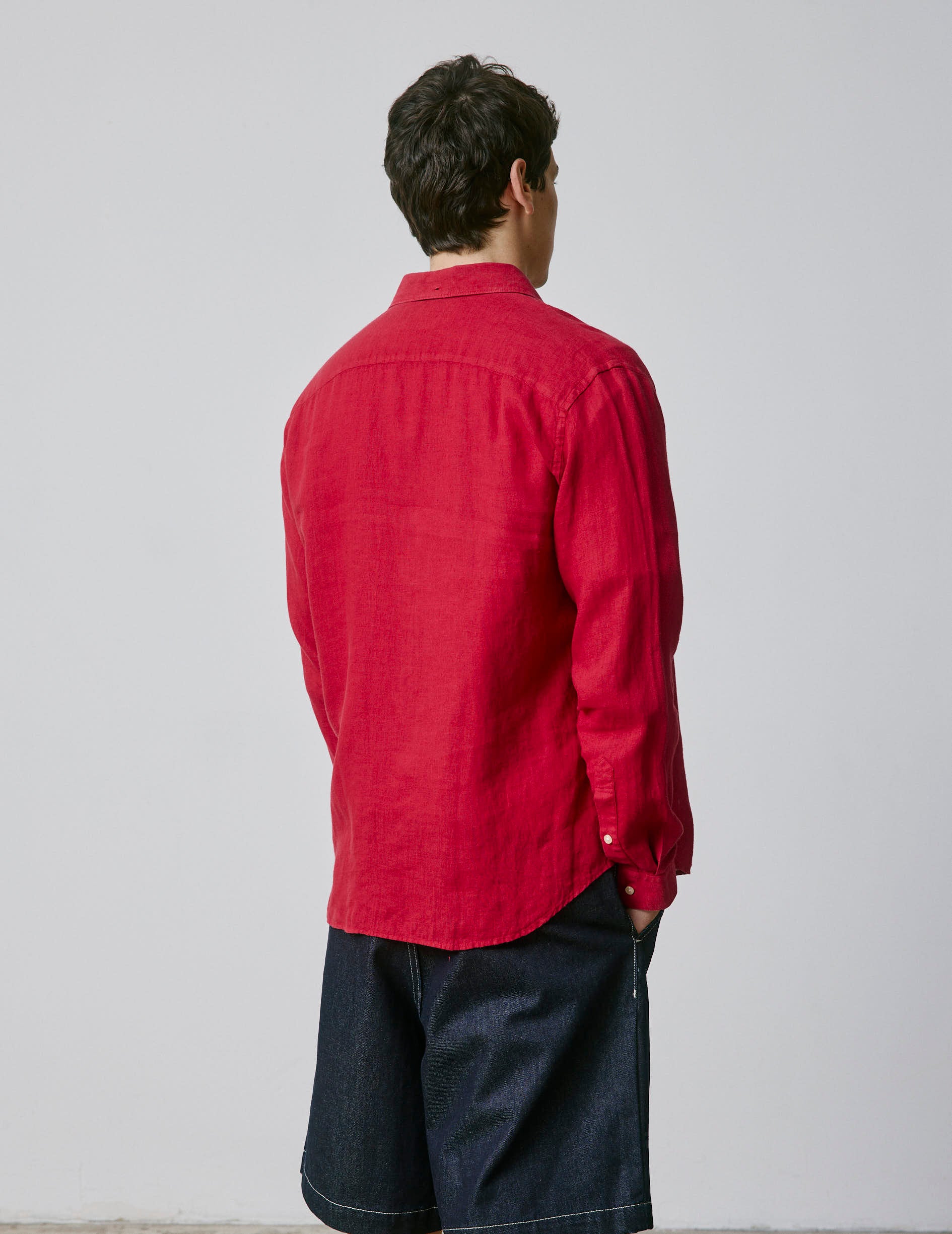 Chemise Aristote en lin rouge - Image 2