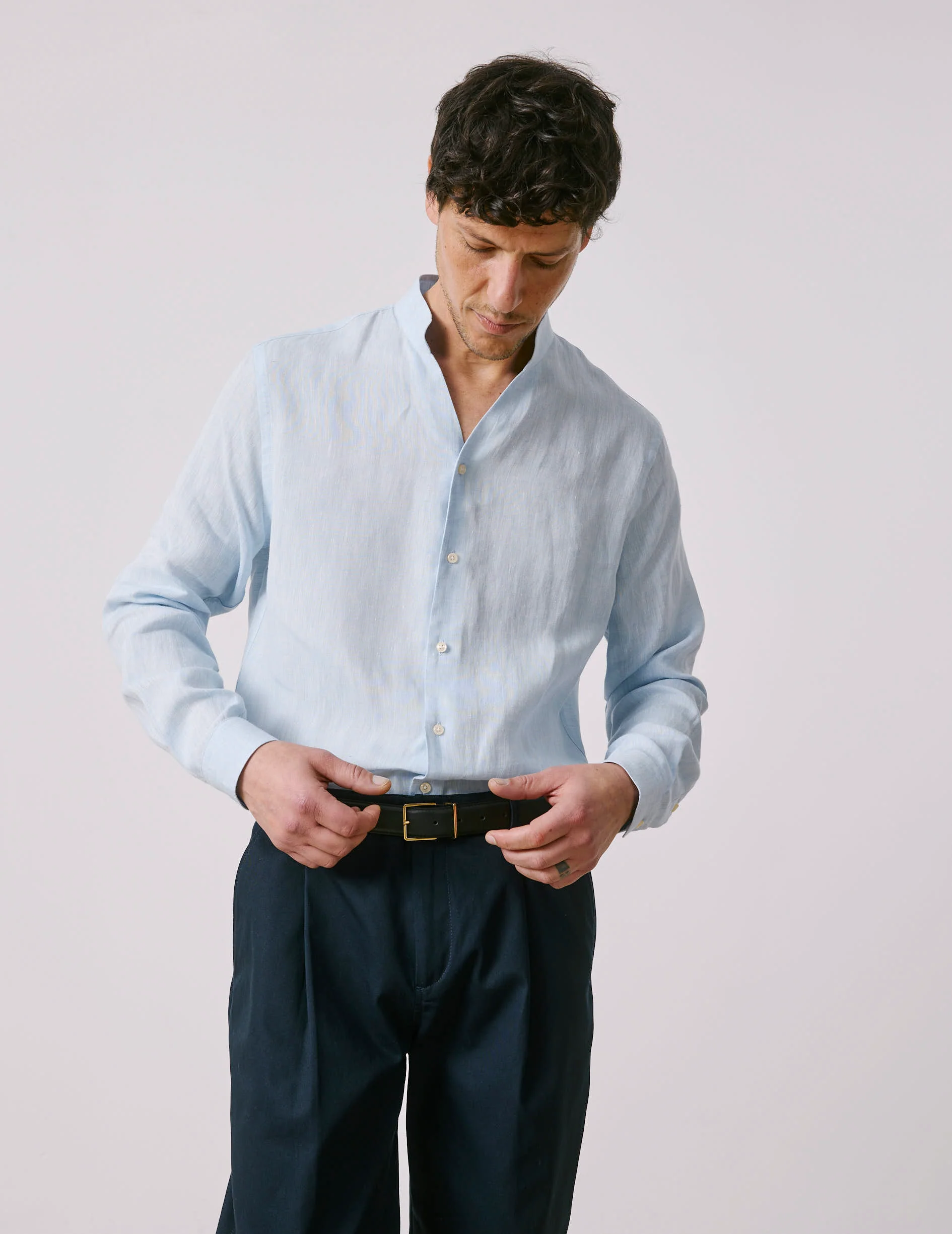 Chemise Carl en lin bleu clair - Image 3