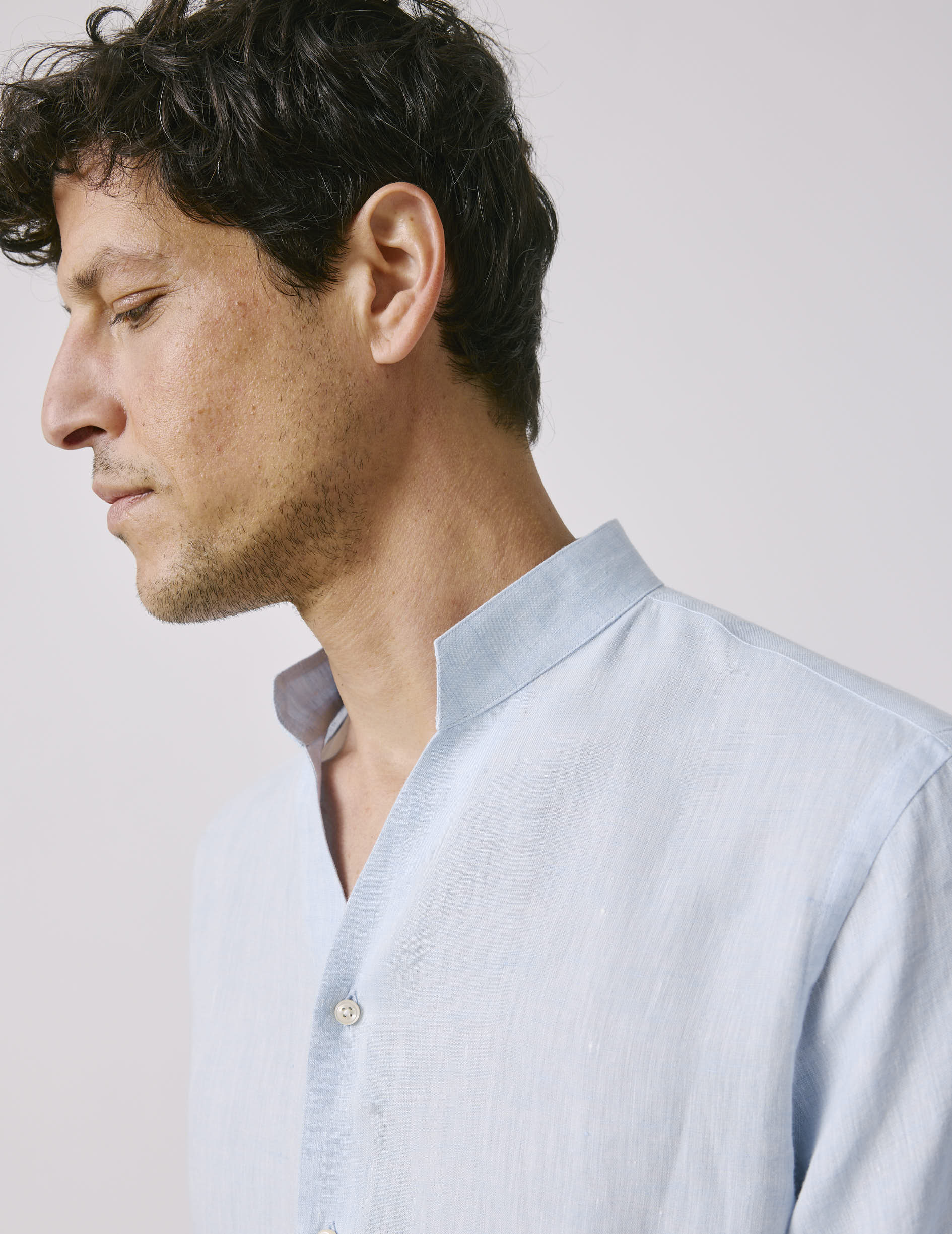 Chemise Carl en lin bleu clair - Image 4