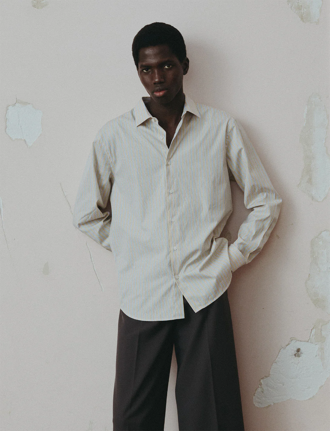 Chemise semi-ajustée rayée jaune - Image 2
