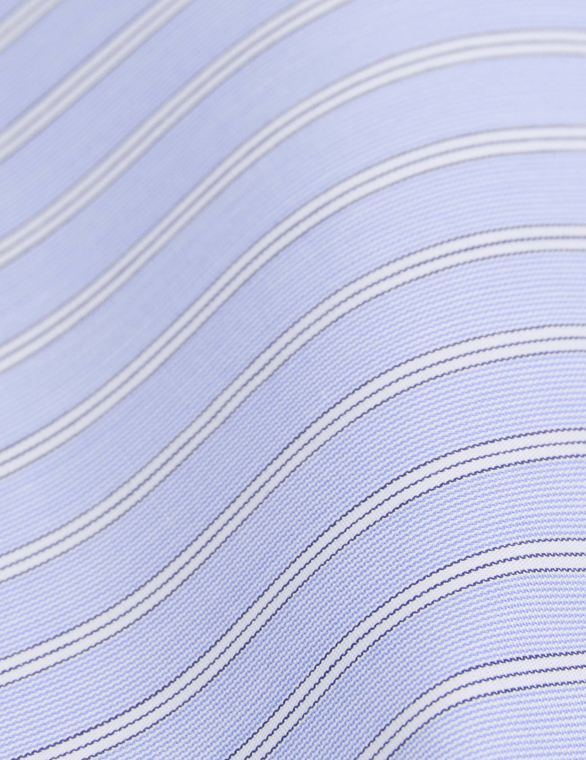 Chemise semi-ajustée rayée bleue - Image 5