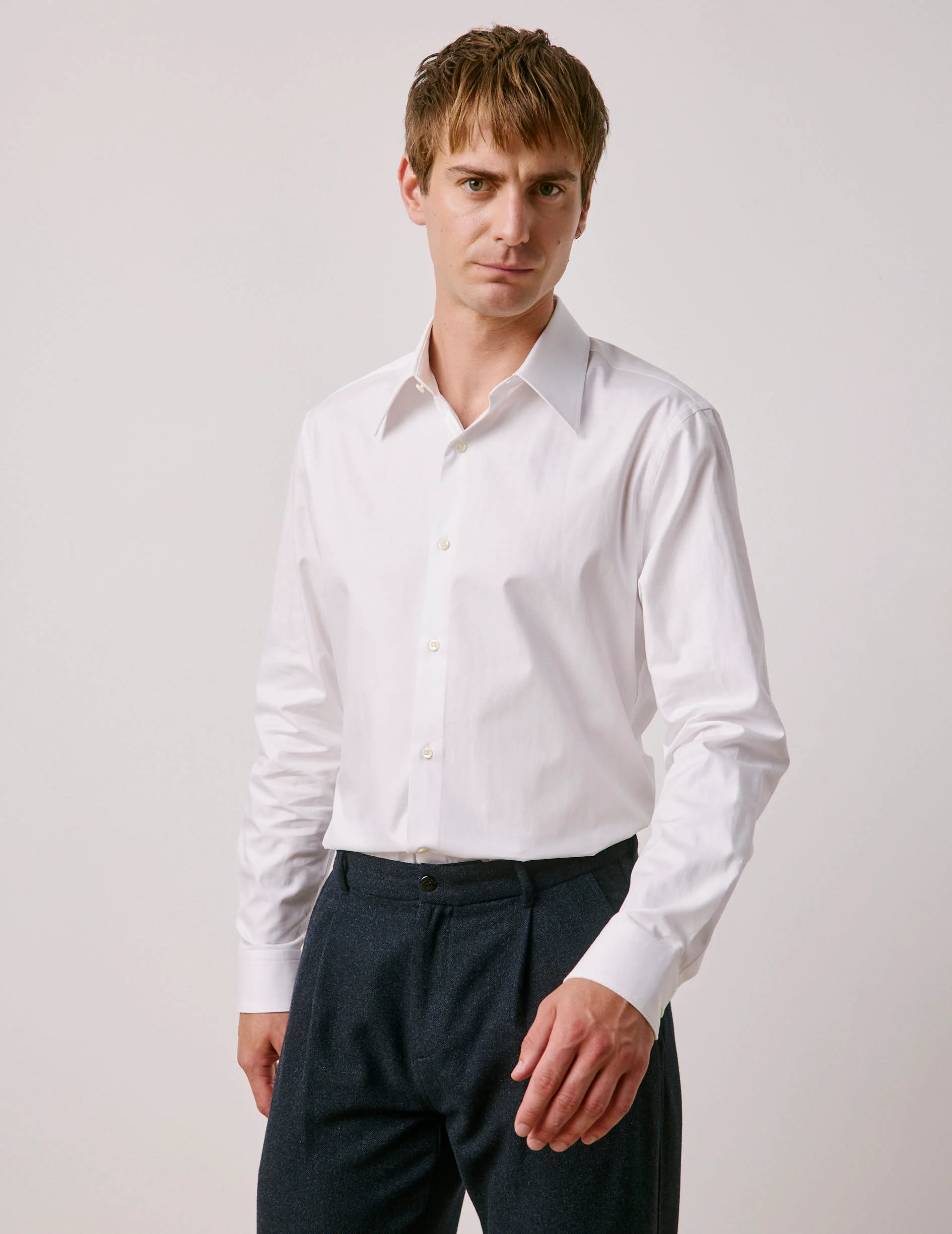Chemise semi-ajustée blanche - Image 5