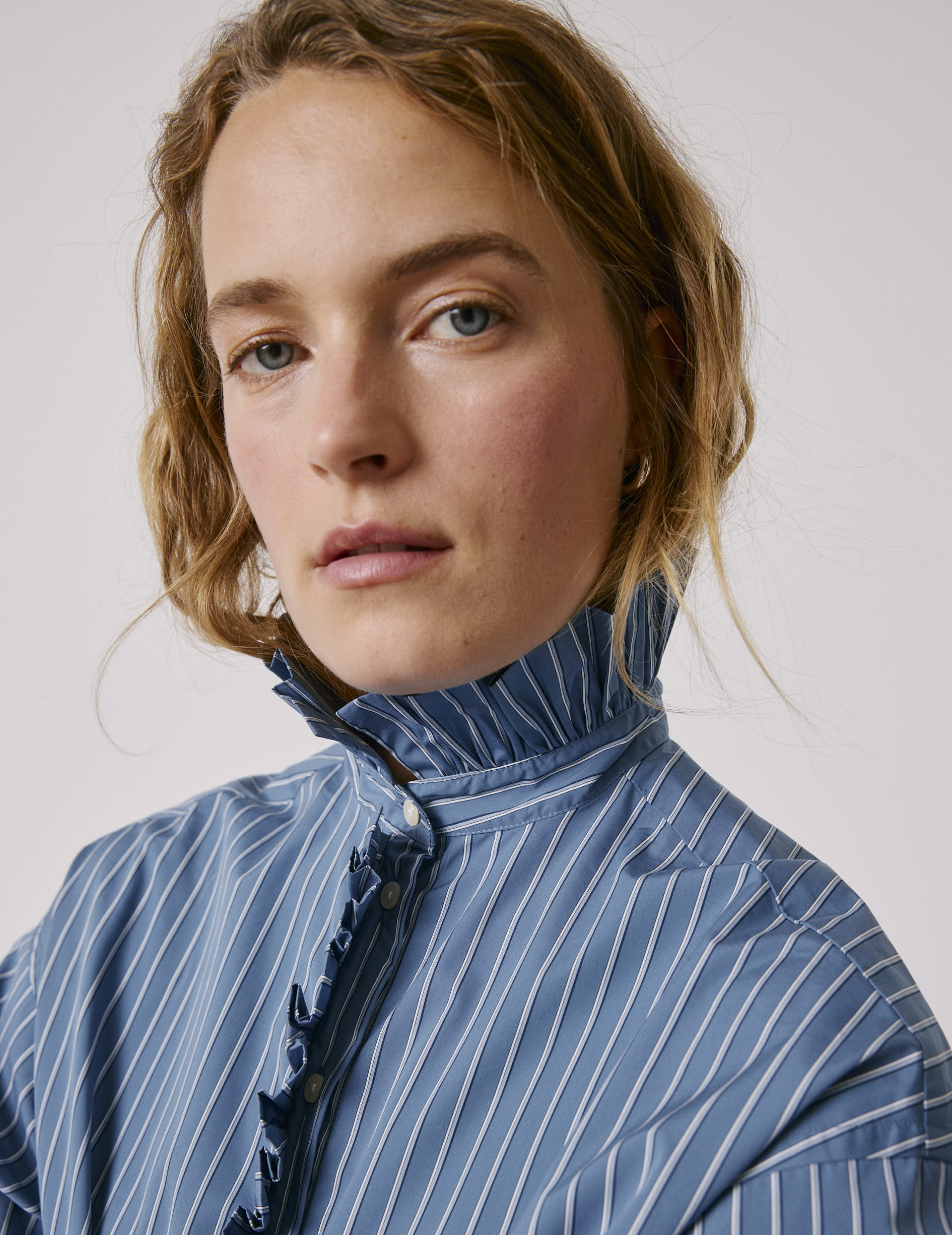 Chemise Greta rayée bleue - Image 7