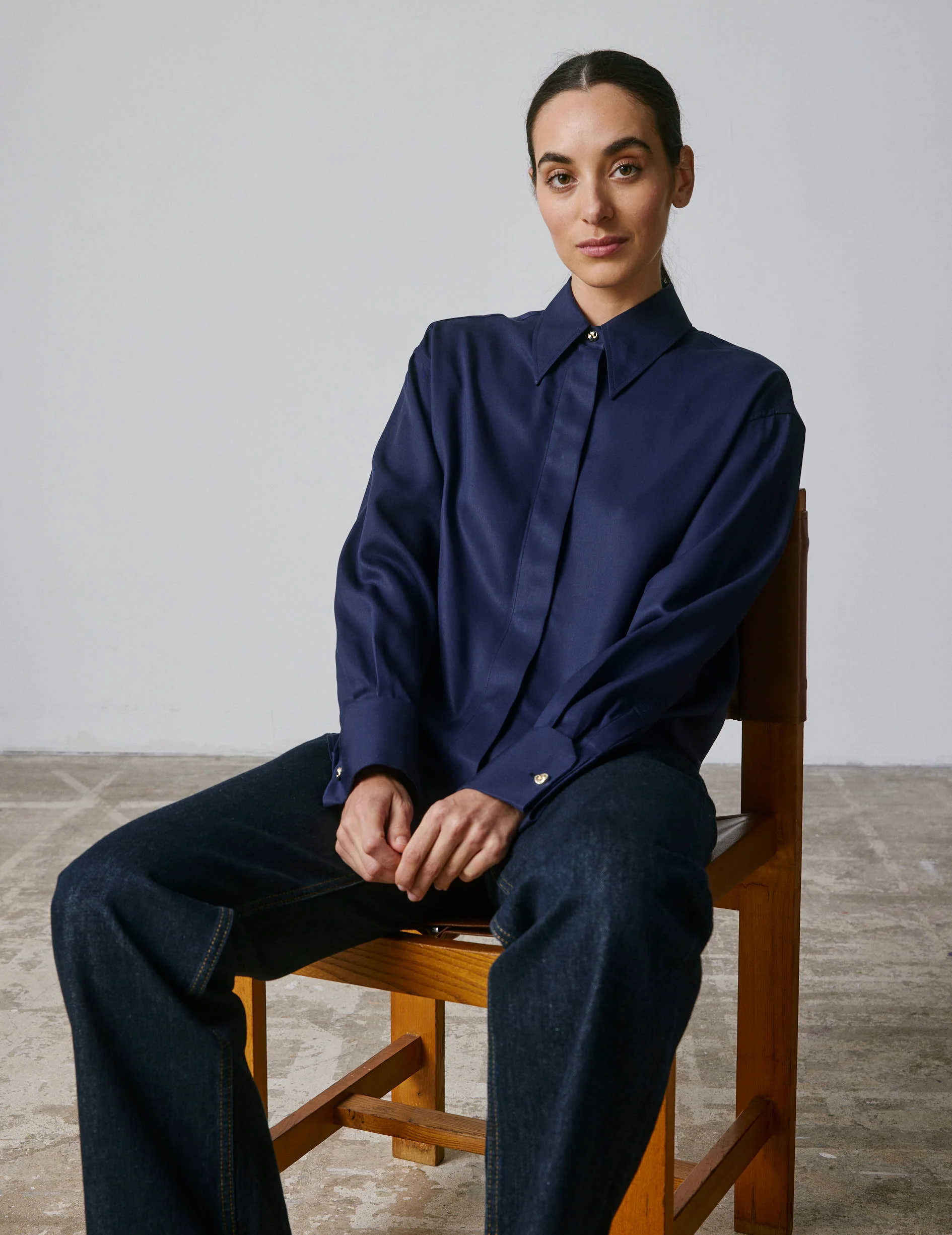 Chemise Irisa gorge cachée bleu marine - Image 2