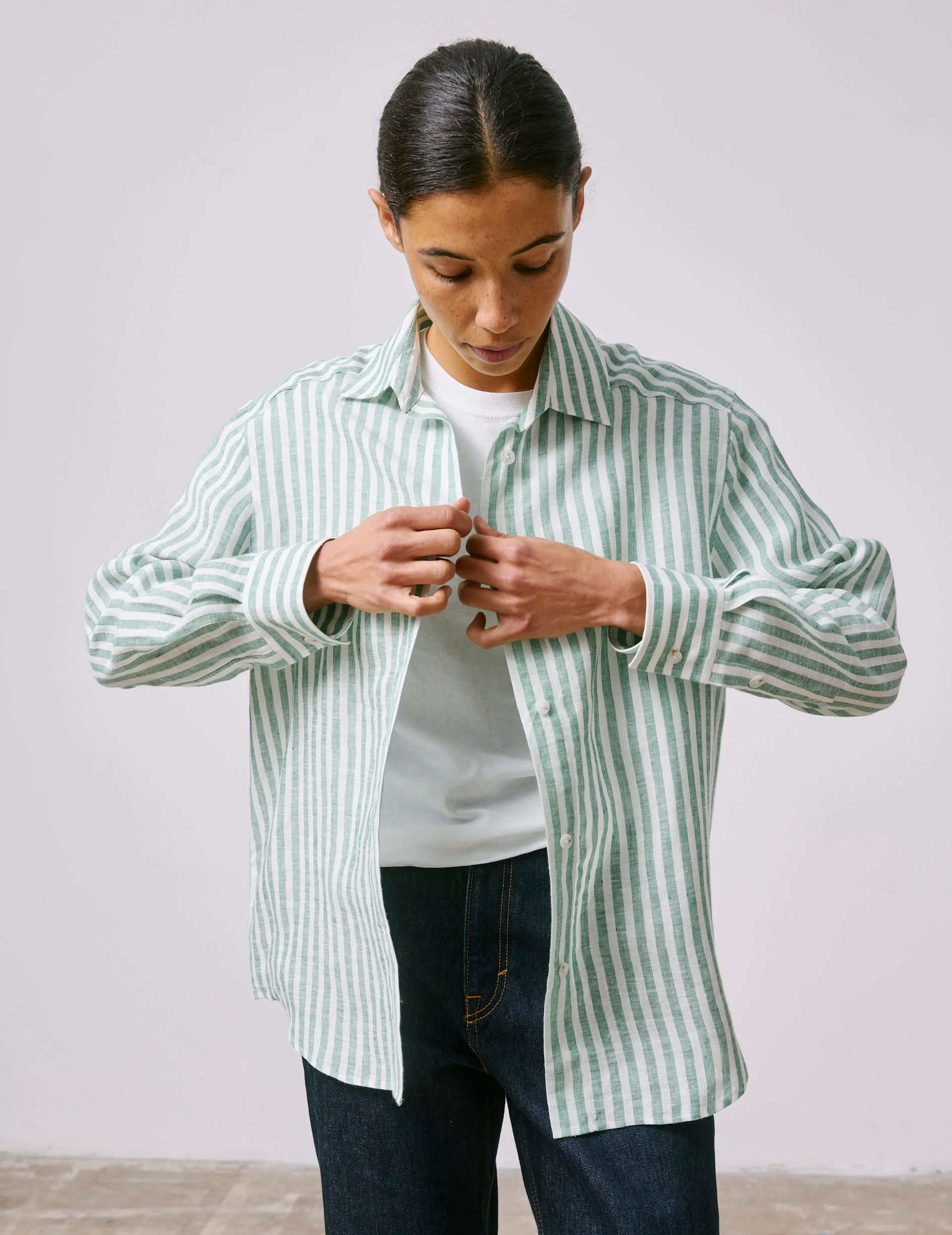 Chemise Léanna en lin rayé vert - Image 4