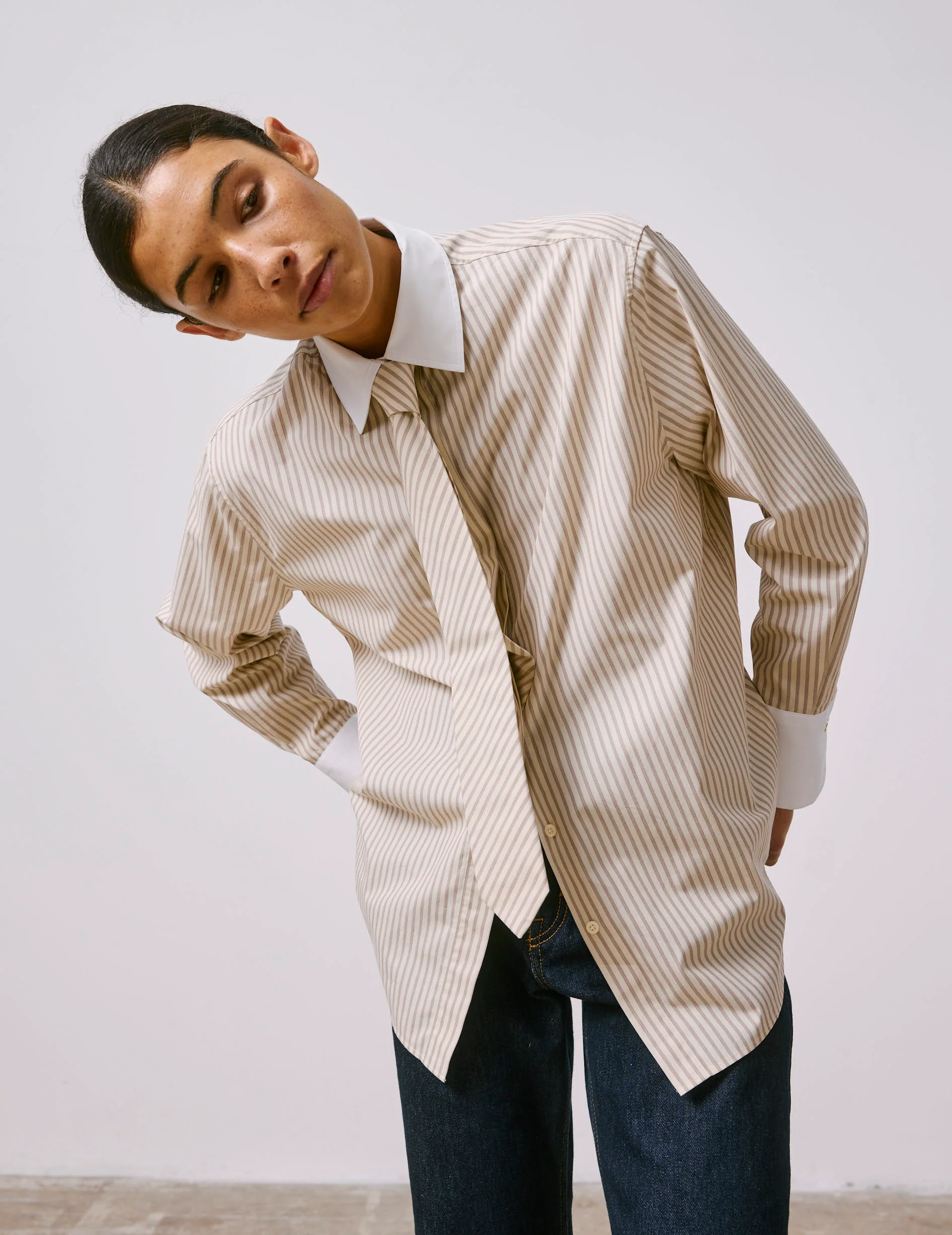 Chemise Mathéa gorge cachée rayée beige - Image 6