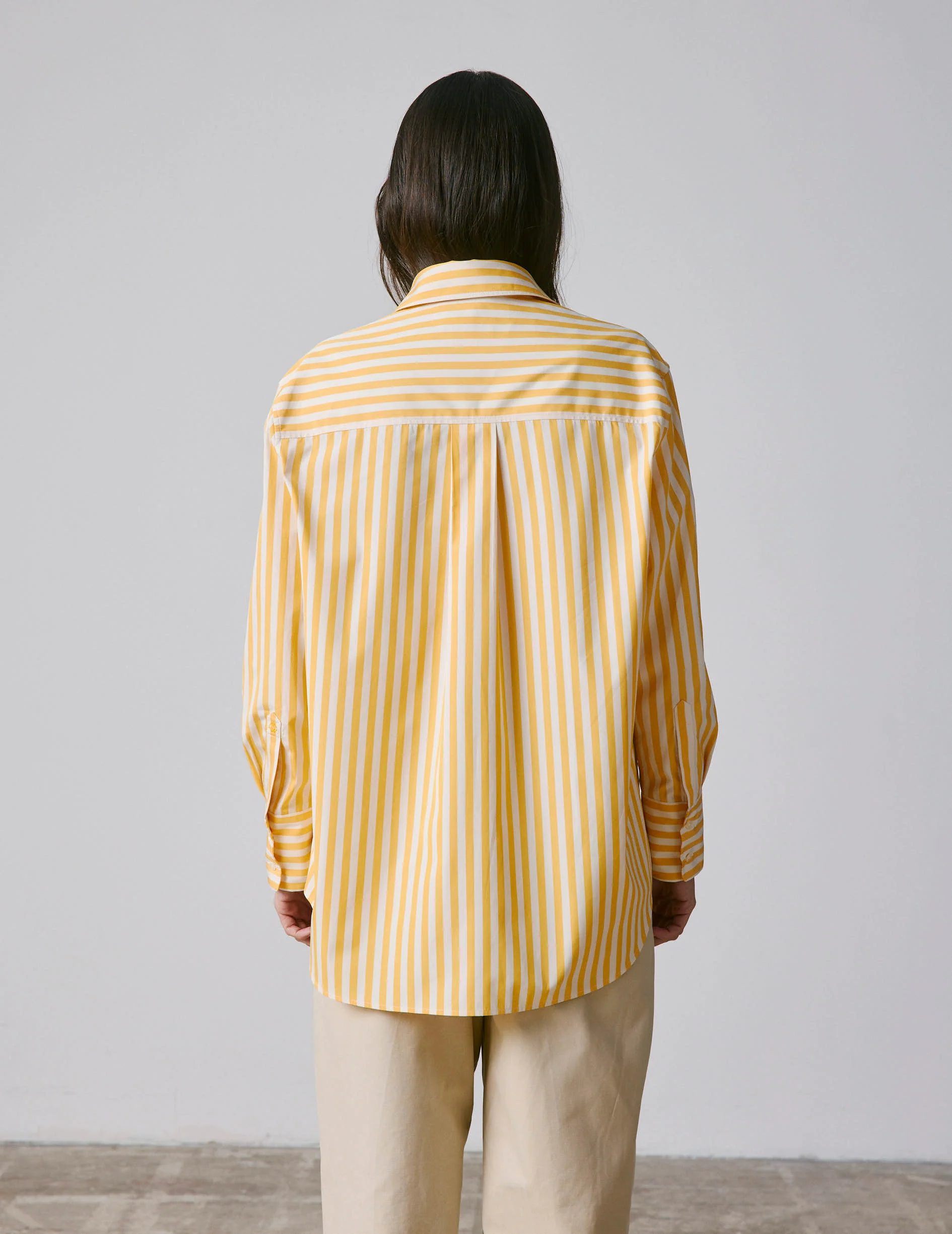 Chemise oversize Mathilde rayée jaune - Image 3