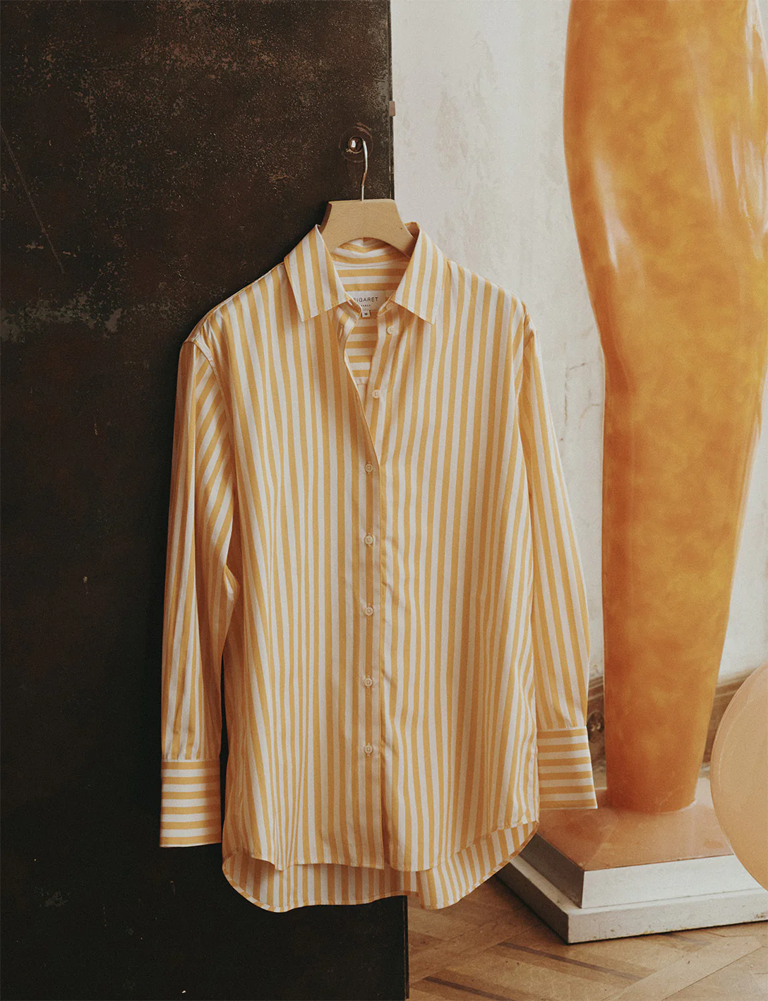 Chemise oversize Mathilde rayée jaune - Image 4