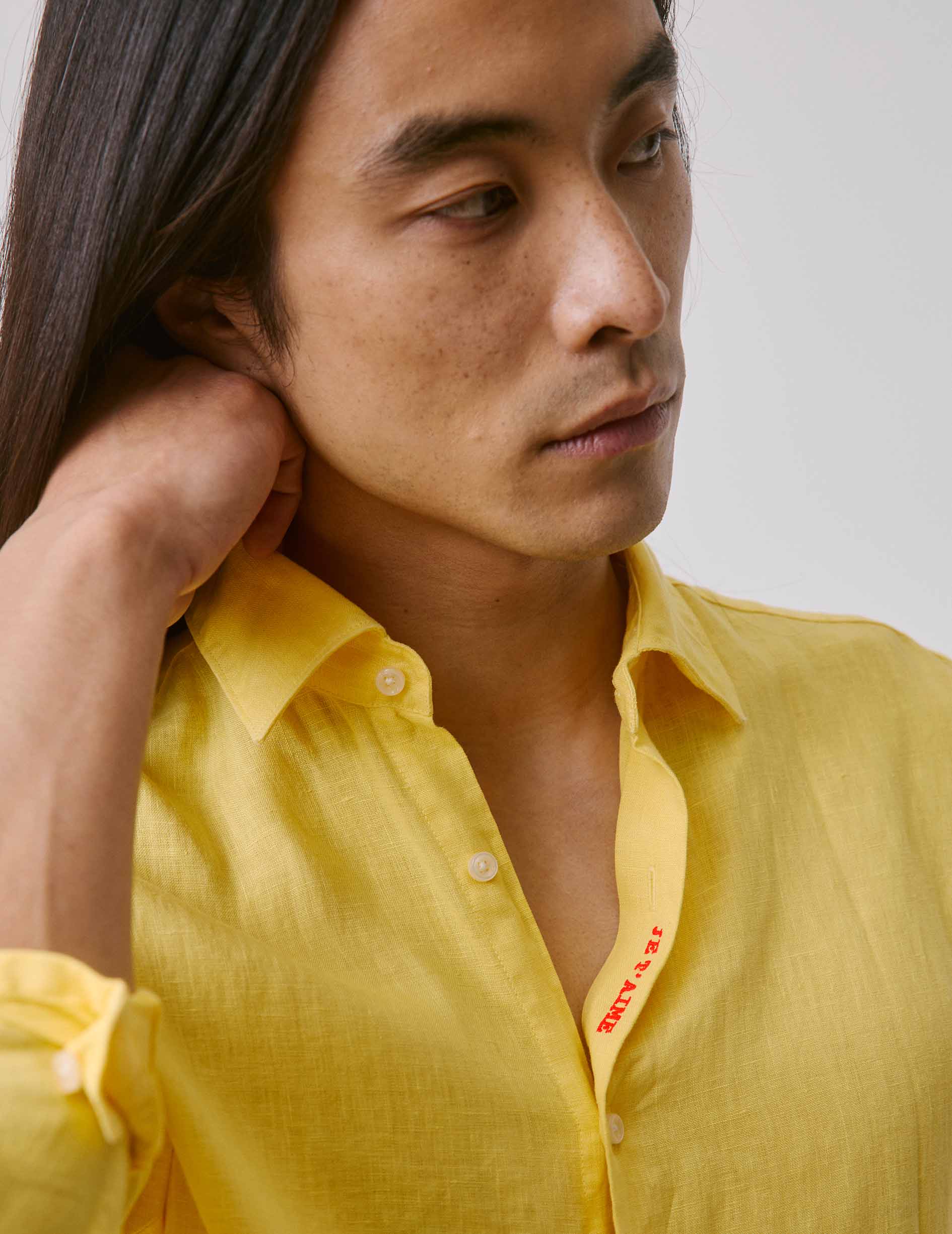 Chemise mixte "Je t'aime" en lin jaune - Image 5