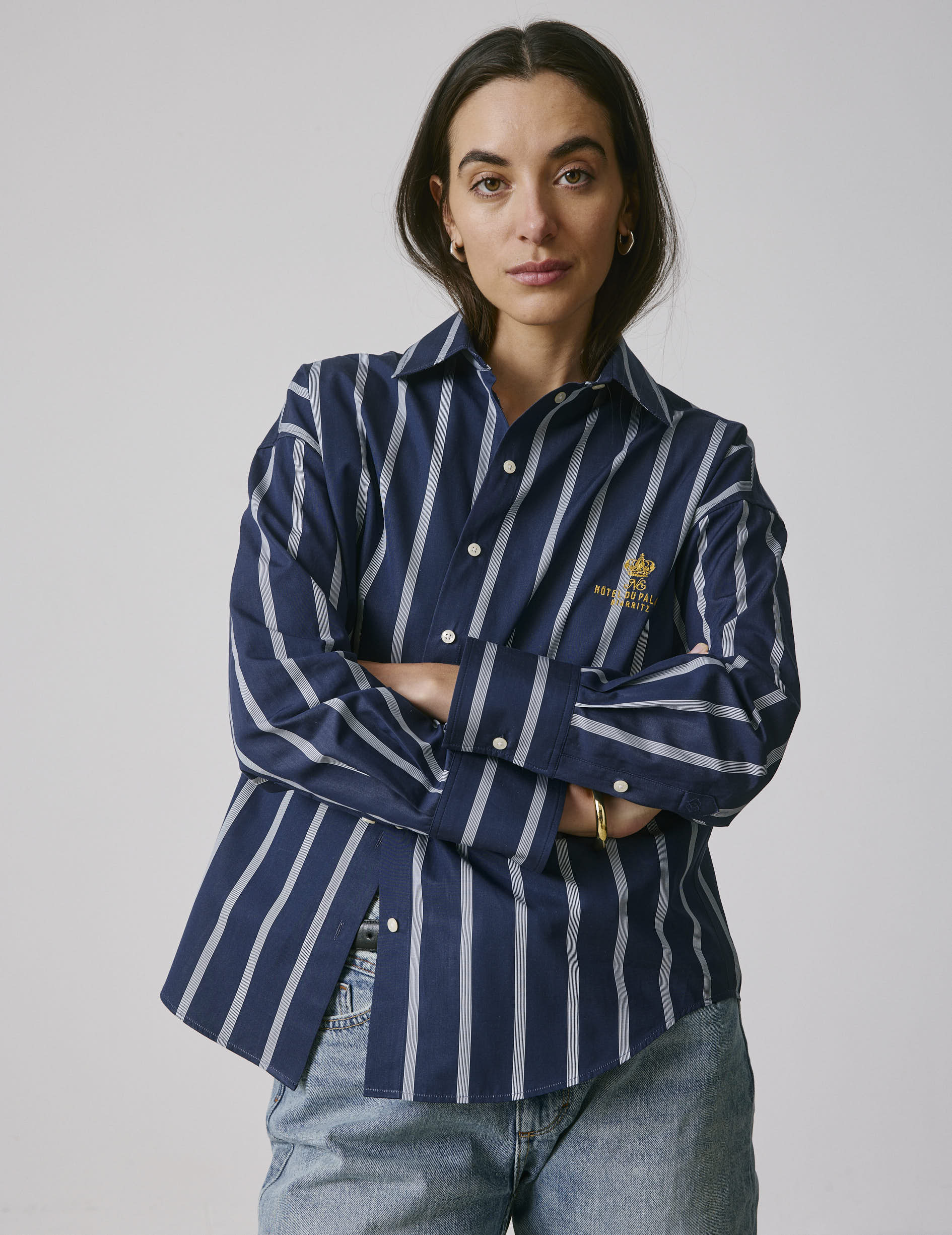 Chemise oversize Eugénie rayée bleu marine - Image 4
