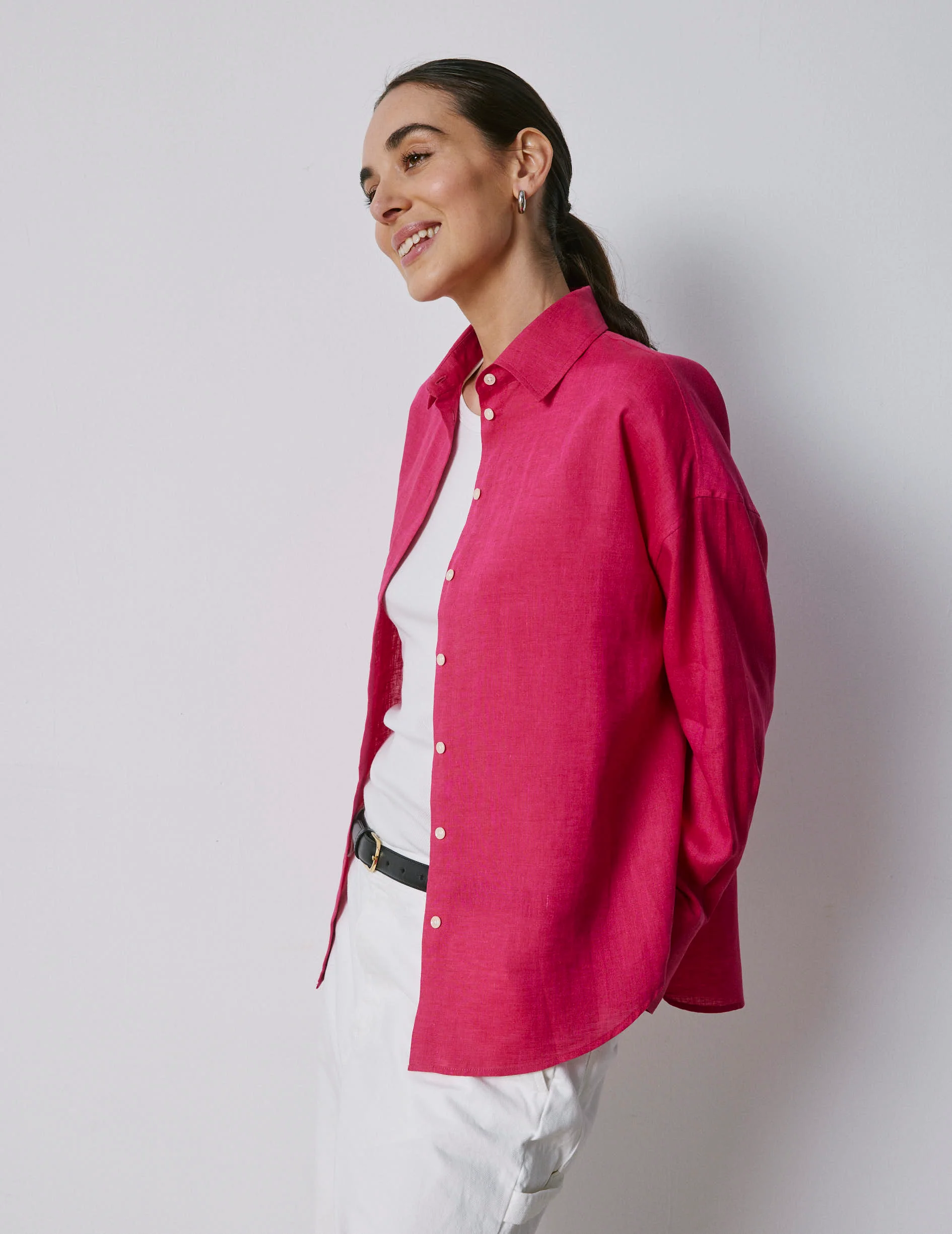 Chemise oversize Lizandra en lin fuchsia - Image 3