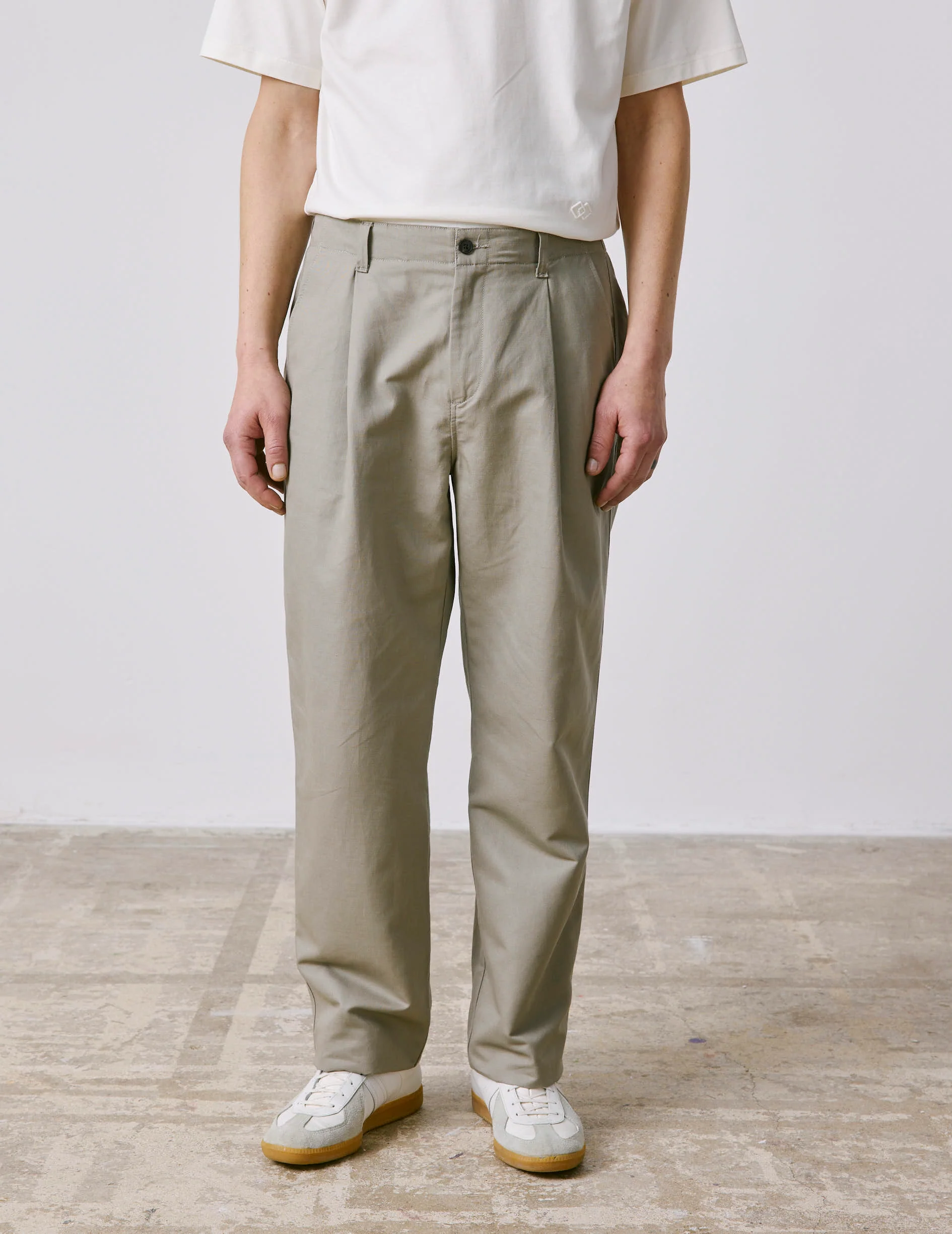 Pantalon Nataneo en lin kaki - Image 3