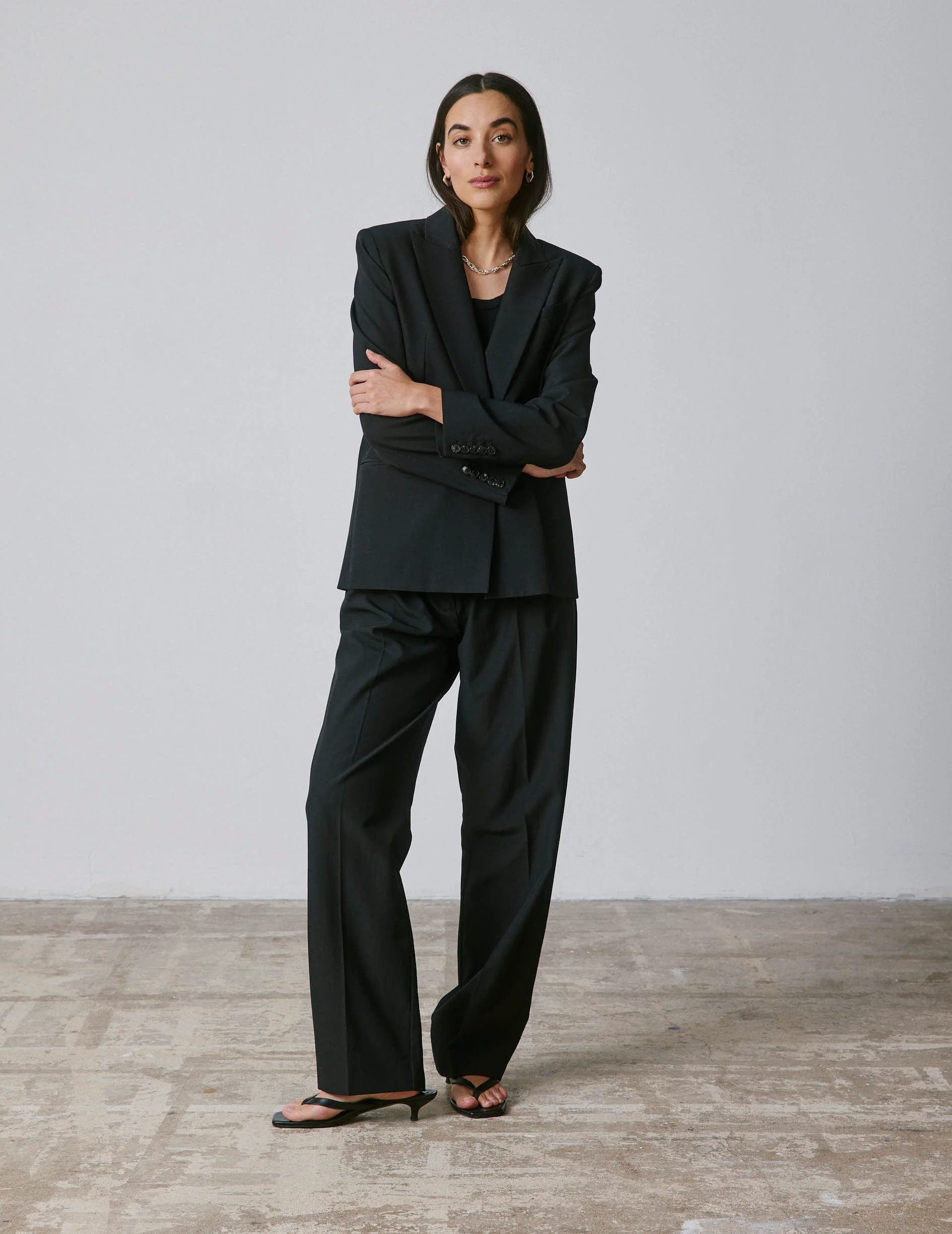 Veste de costume Nora en laine vierge noire - Image 9